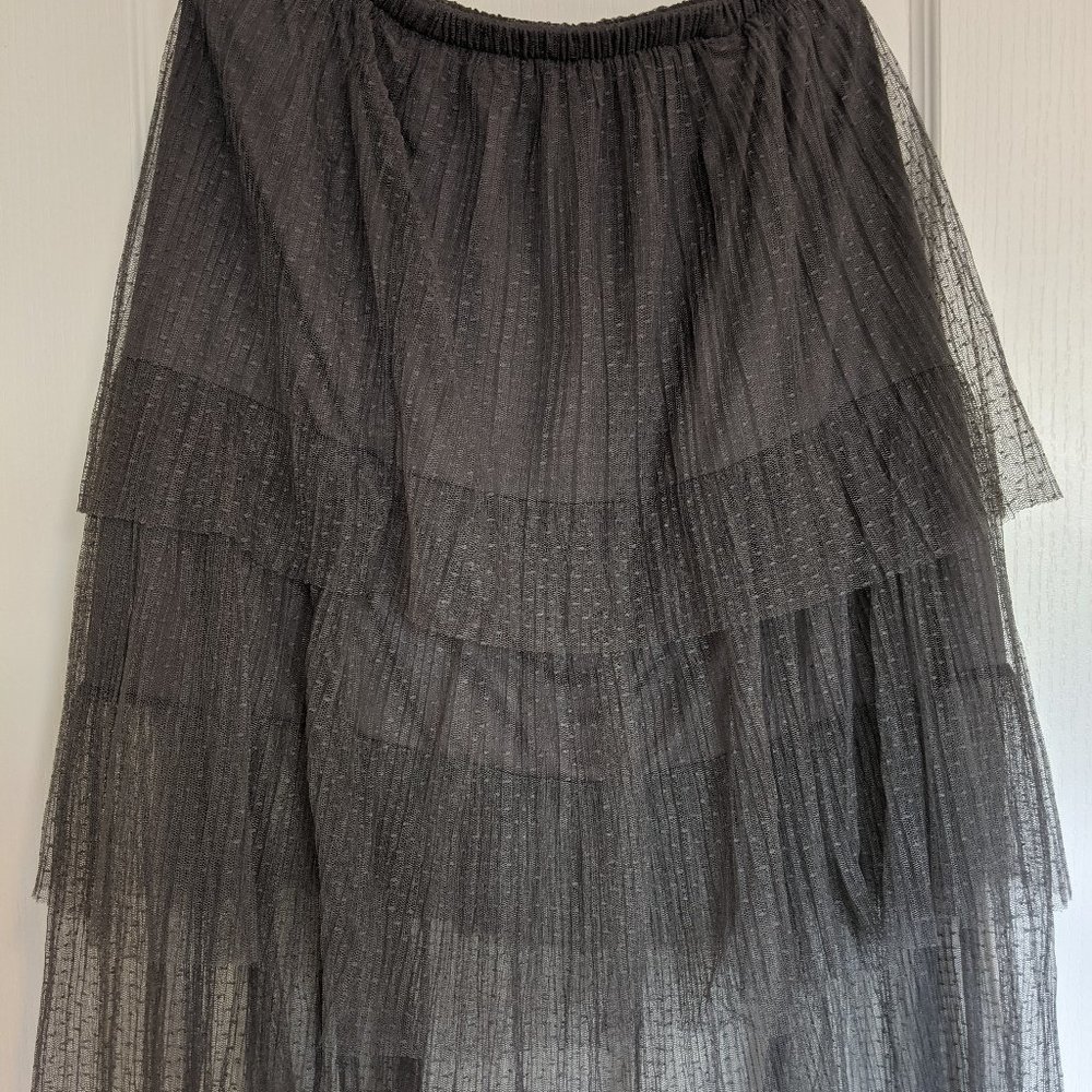 Lace skirt